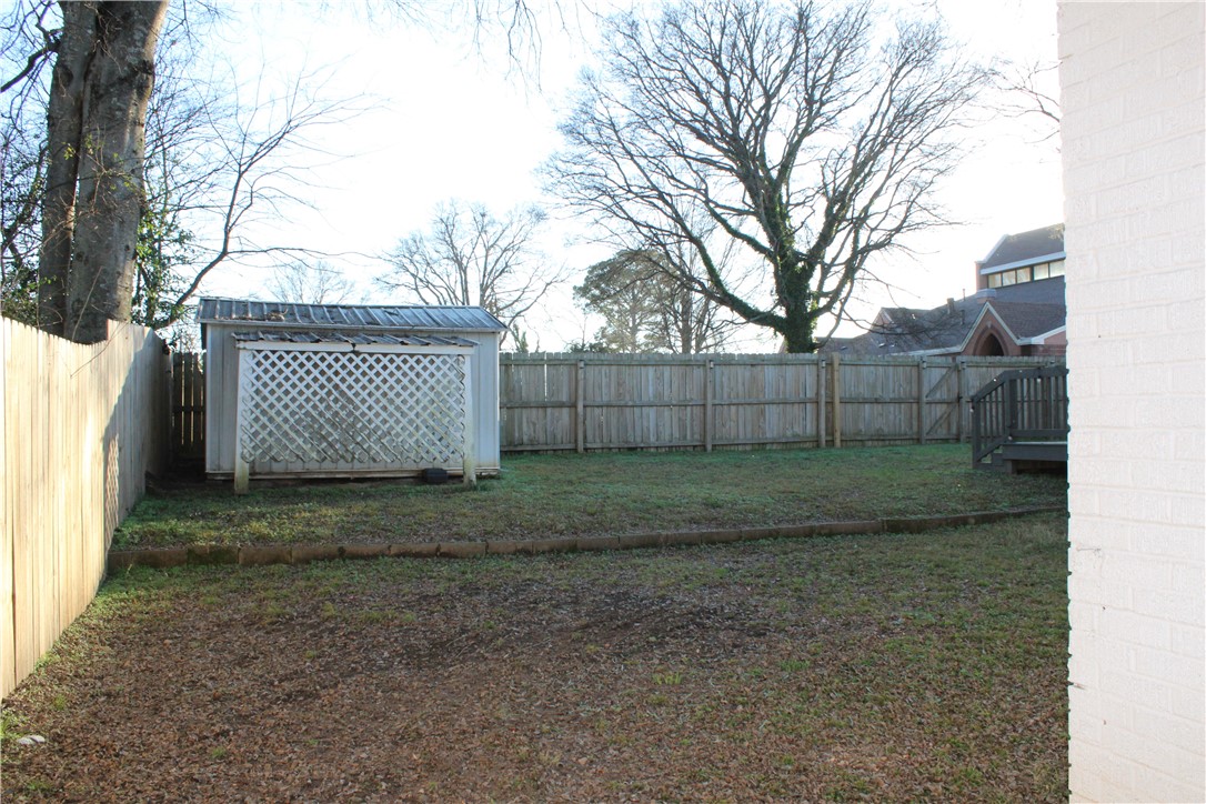 ORIGINAL TOWN OF BENTON - Residential