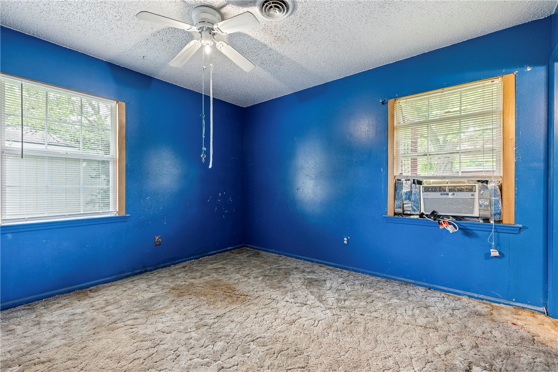 Dixieland Village 1st Add Rogers - Residential
