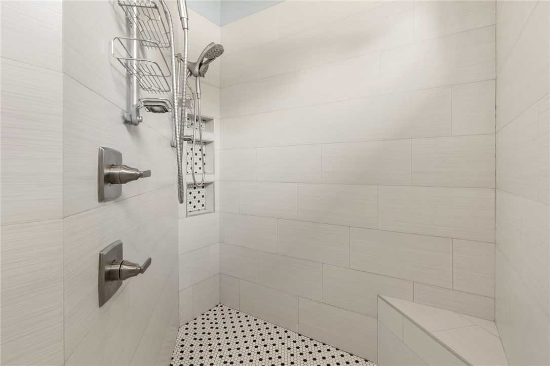 Oak Tree Centerton - Residential