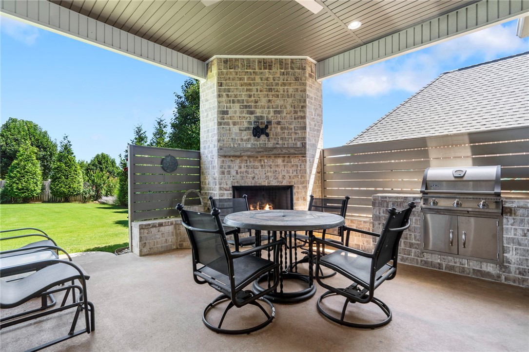 Oak Tree Centerton - Residential