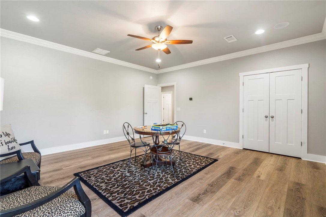 Oak Tree Centerton - Residential
