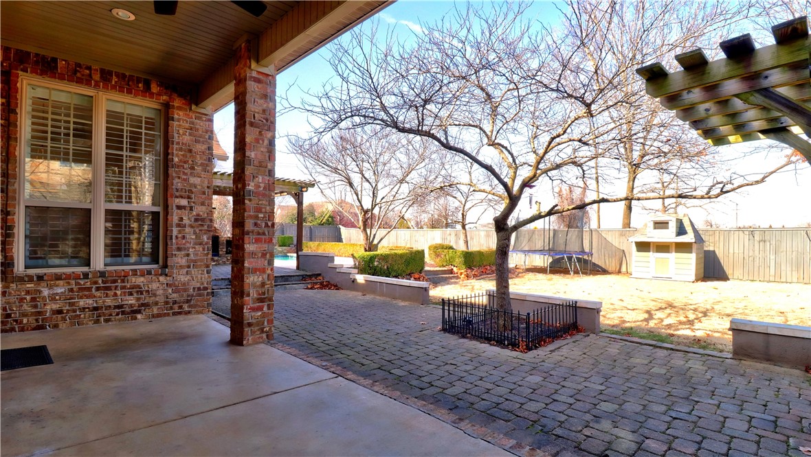 Pinnacle Gardens Sub Rogers - Residential