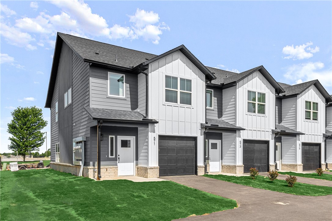 Pedigree Place - Residential Lease