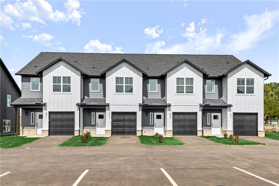 Pedigree Place - Residential Lease