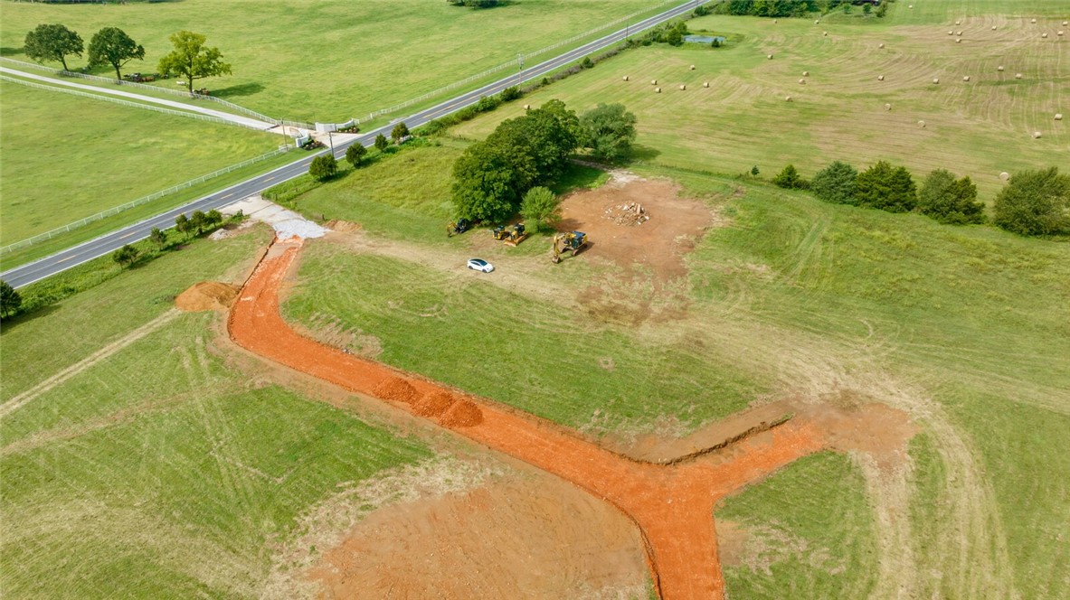 Goshen Outlots - Land