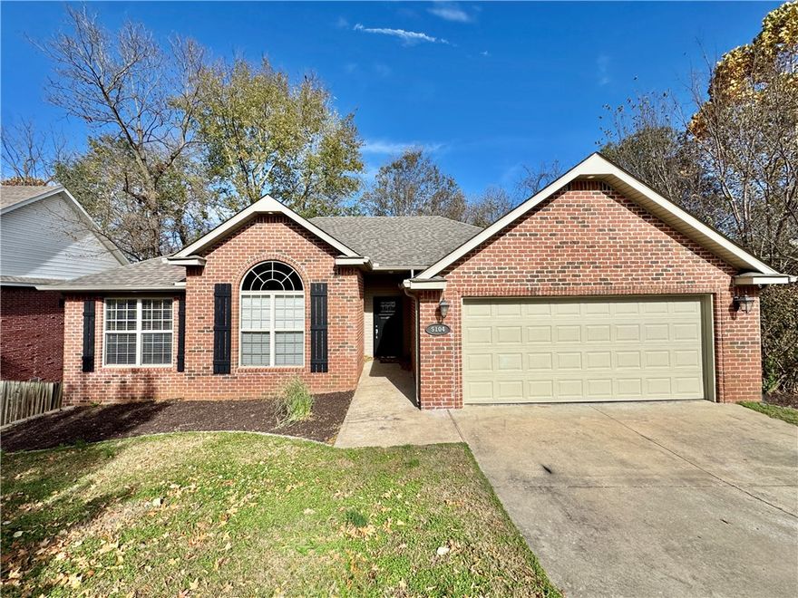 Move-in ready 3 bed, 2 bath home in west Fayetteville! This home features a fenced backyard, sidewalks, and a welcoming neighborhood setting. Conveniently located just minutes from I-49, the University of Arkansas, and west Fayetteville’s shopping and dining. Enjoy easy access to Clabber Creek Trail and the Razorback Greenway for walking, biking, and outdoor fun. A great spot for anyone wanting comfort, convenience, and a great location!