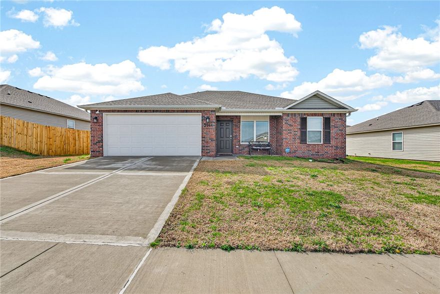 This charming 3-bedroom, 2-bath brick home is the perfect starter home or an ideal option for University of Arkansas students looking to live close to campus. Conveniently located near the U of A and the scenic Clabber Creek Trail, you’ll enjoy easy access to campus life, outdoor recreation, and all that NWA has to offer. Step onto the welcoming covered front porch & into a comfortable, functional split floorplan designed for everyday living. The spacious eat-in kitchen features stainless steel appliances, & a pantry for extra storage. The back patio offers a great space for relaxing or entertaining outdoors. This home offers comfort, convenience, and great potential whether you're buying your first home or investing in a property near campus. Don’t miss this opportunity to own a home in an excellent Fayetteville location.