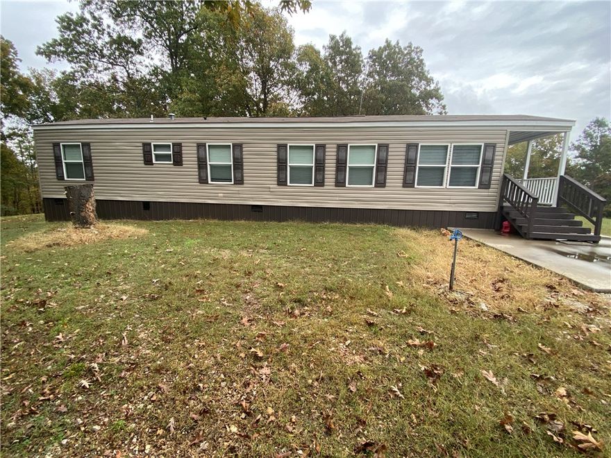 If you are looking for that awesome hunting property with a very nice 2BR 1BATH 896 SF home built in 2018 on 86.85 acres with great views of the surrounding mountains in beautiful Newton County in the Buffalo National River region of the Ozark Mountains of Arkansas - this is it! Perfect location being only 4.1 miles from Jasper. Underground utilities. Two ponds on the property. The property has multiple additional building sites for other homes or investment rental properties. Abundance of wildlife for hunting or viewing to include turkey and deer. The property is located just 3.2 miles from the Hasty Public Access and only 7.8 miles from the Carver Access of the Buffalo National River for canoeing and fishing. Located in Newton County and Heart of the Ozark Mountains. Near the Ozark National Forest which provides many recreational opportunities to include hiking, hunting, horseback riding, bike riding or ATV riding.