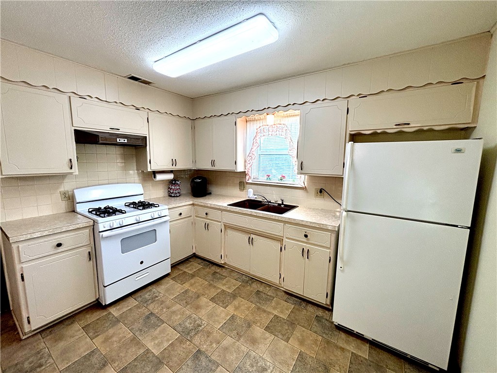 Elmdale Heights Add - Residential