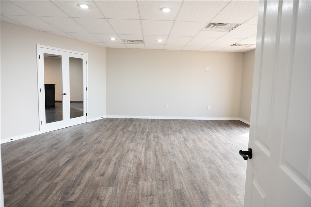 Crossroads Add - Commercial Lease
