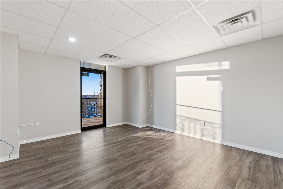 Crossroads Add - Commercial Lease