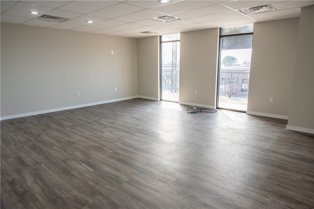 Crossroads Add - Commercial Lease