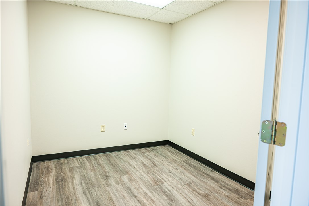 Crossroads Add - Commercial Lease