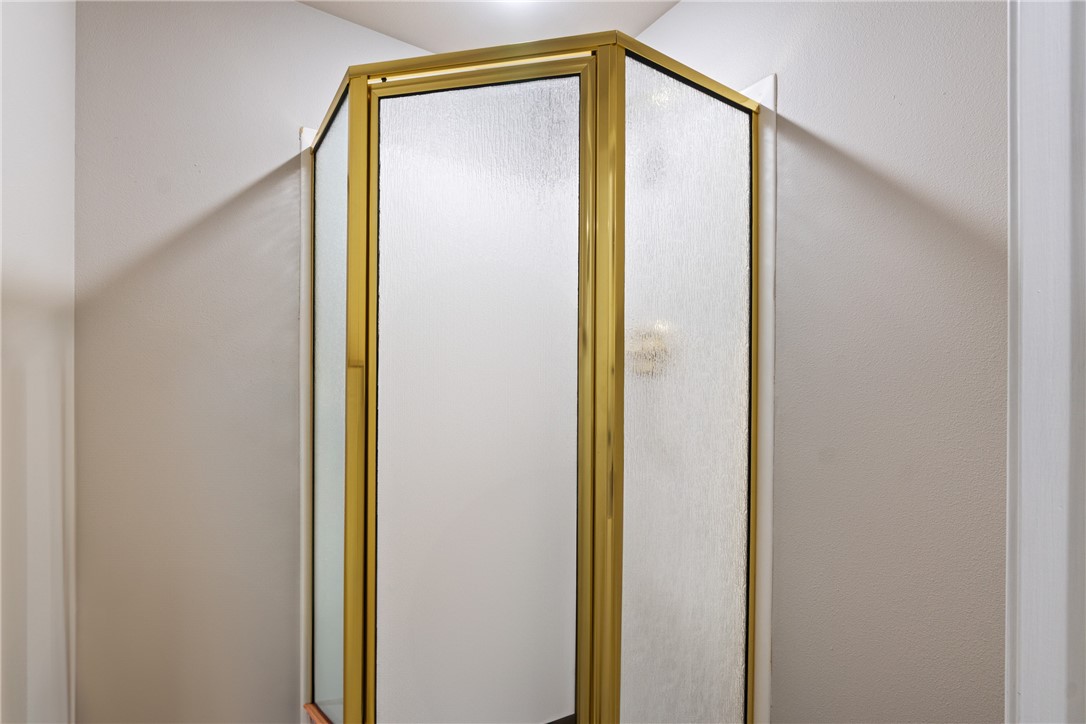 Crossroads Add - Commercial Lease