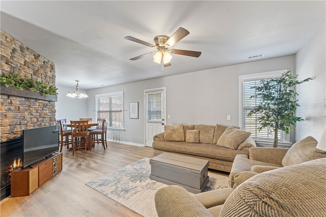 Pea Ridge - Residential