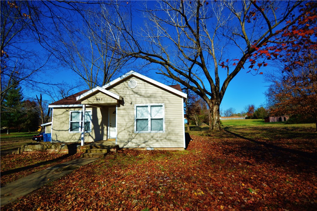 East Acres Bentonville - Residential