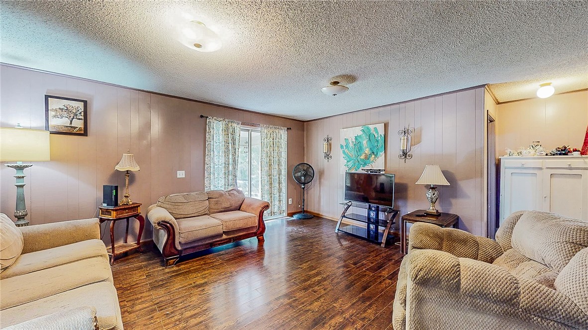 Elm Spgs Outlots - Residential