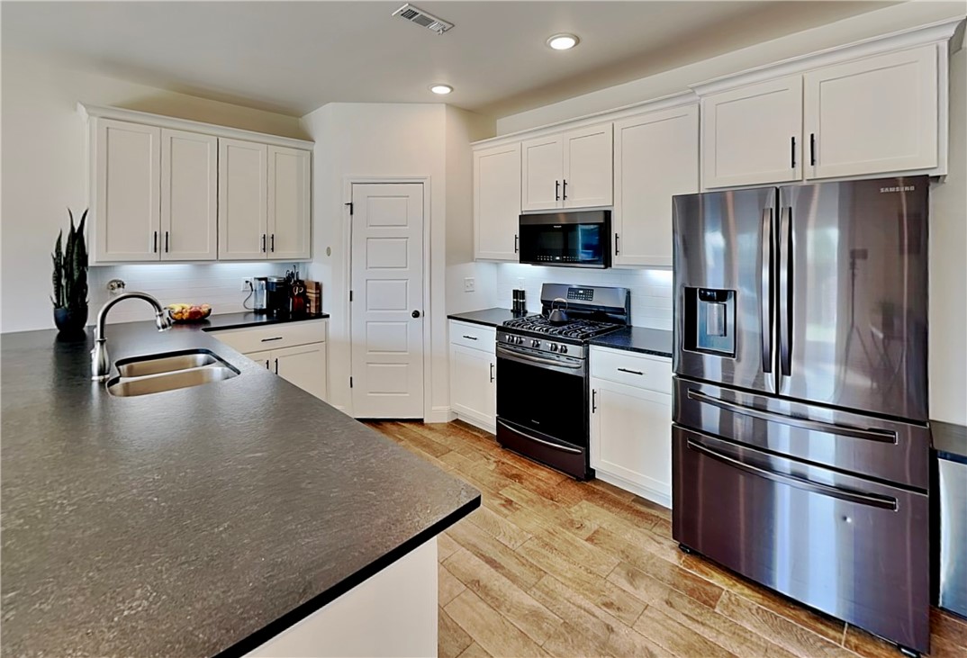 Prairie Brook - Residential