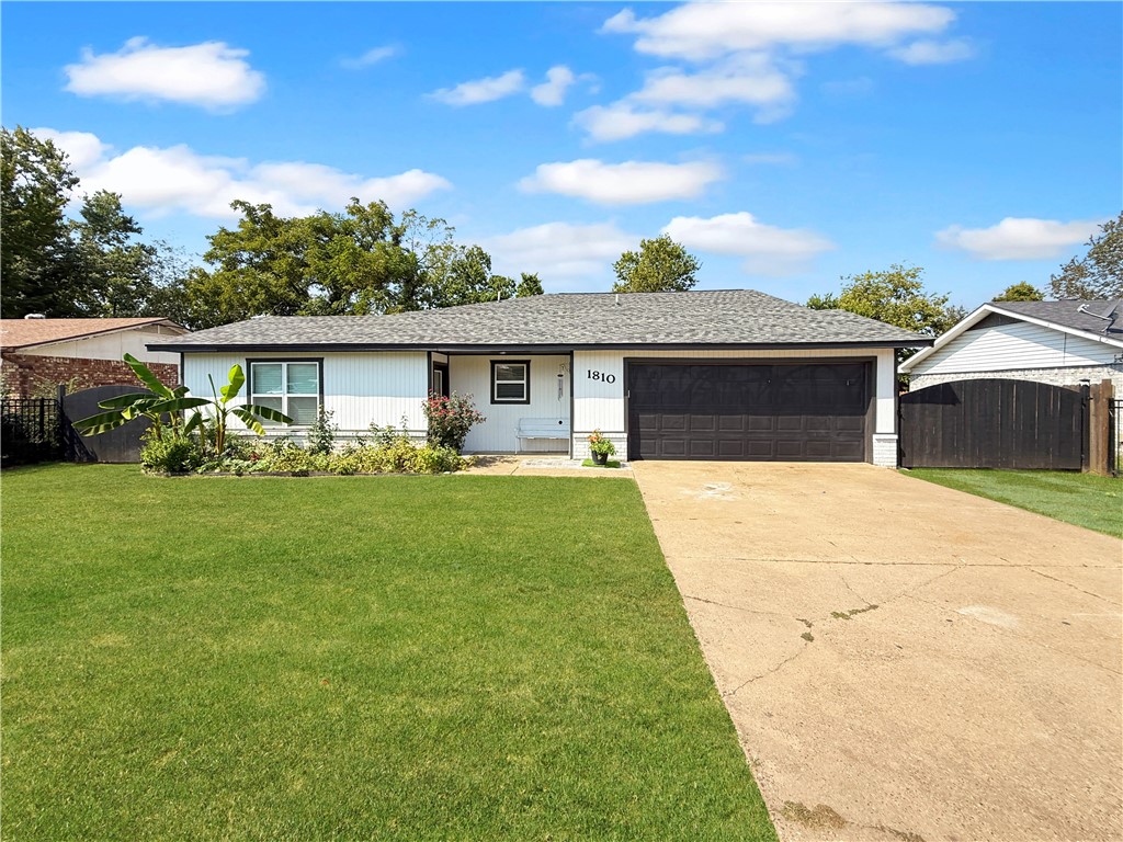 Amazing property, near to downtown Rogers, Lake Atalanta, and more. This upgraded property is ready to be your dream home!