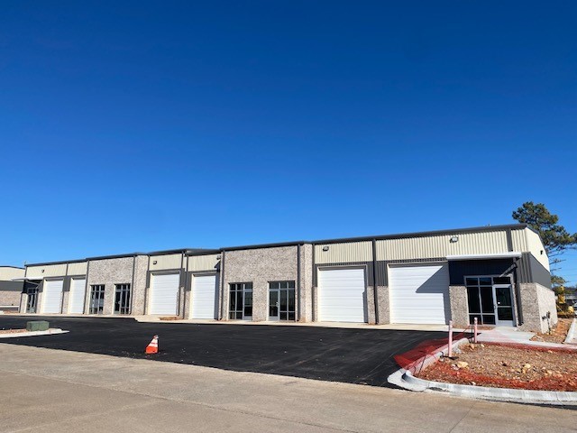 Worth Lane Commercial Park - Commercial Lease