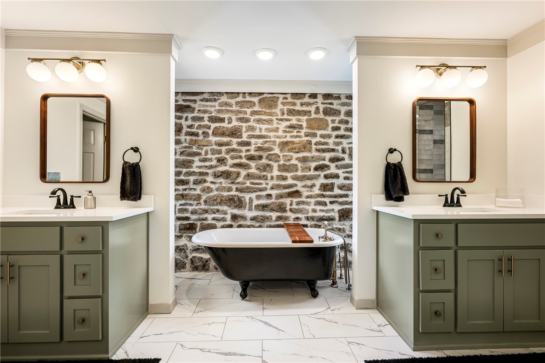 28-20-29-RURAL - Residential