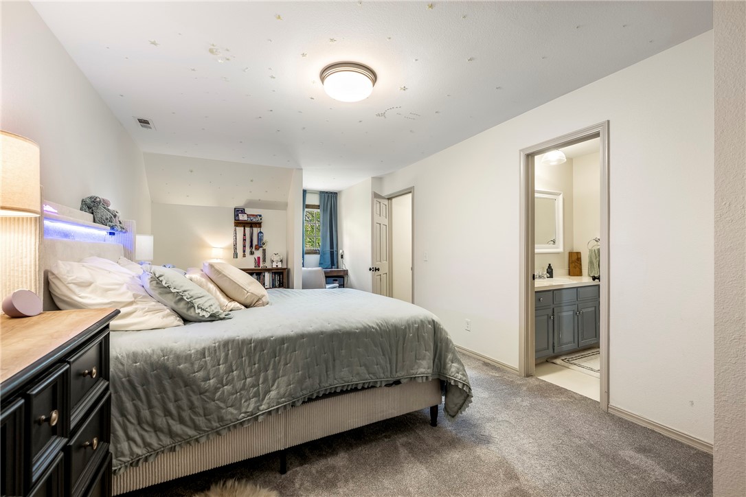 28-20-29-RURAL - Residential