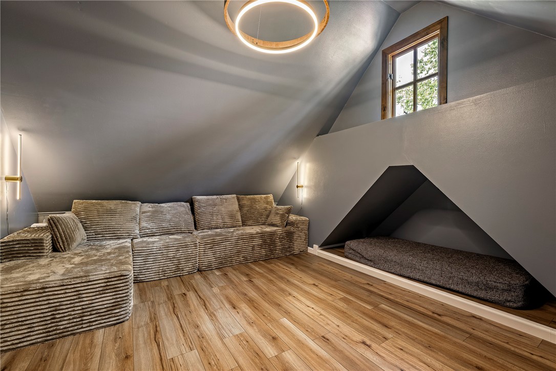 28-20-29-RURAL - Residential