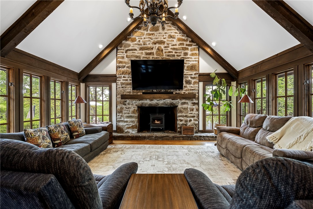 28-20-29-RURAL - Residential