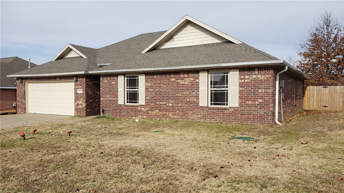 very nice 3 bed 2 bath. close to schools and more . property sold As Is no repairs.