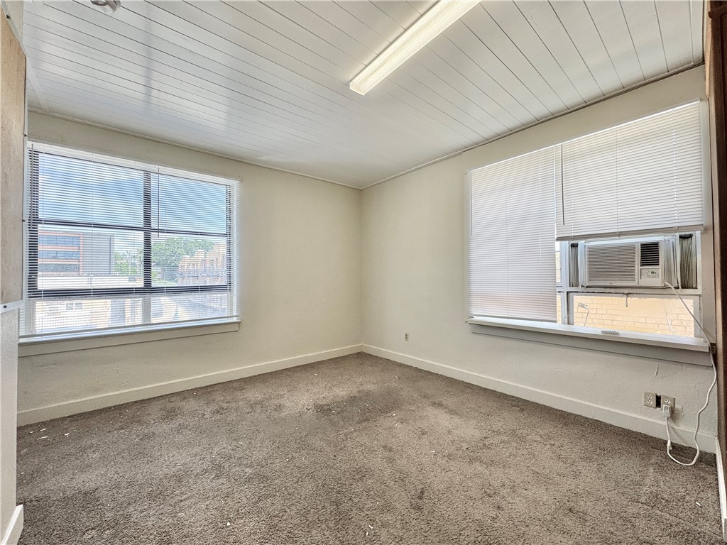 16-16-30 COUNTY COURT PLAT - Residential Lease