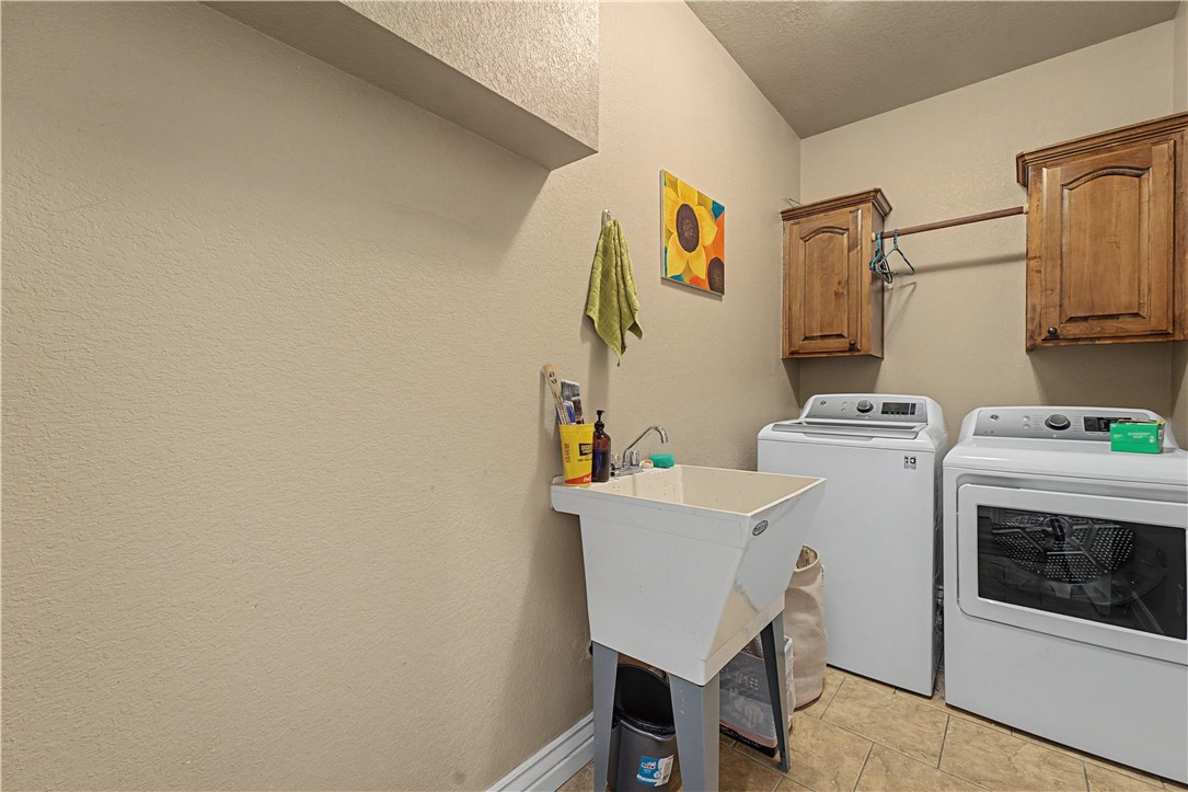 Legacy Pointe Ph Ii & Iii - Residential