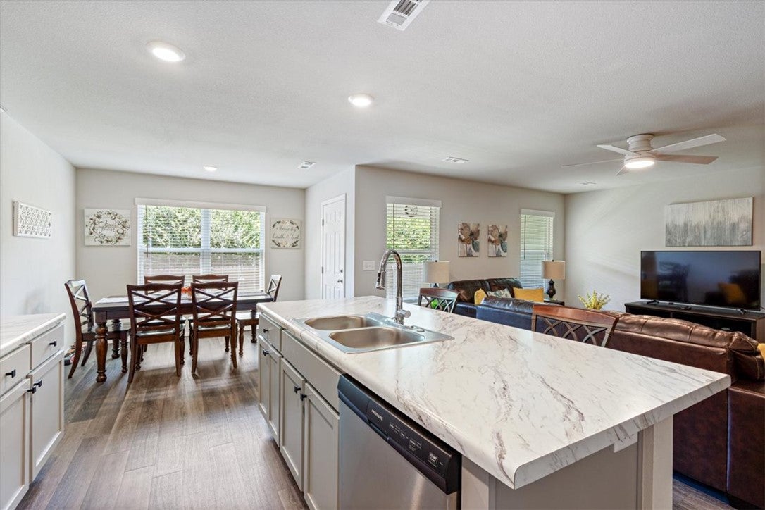 820 S Excelsior Drive