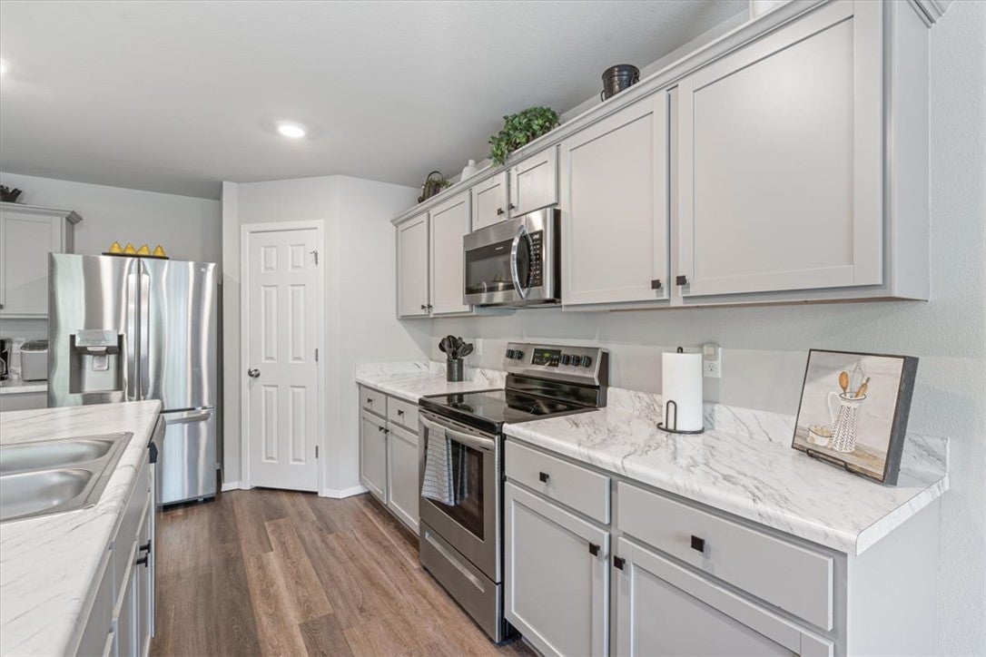820 S Excelsior Drive