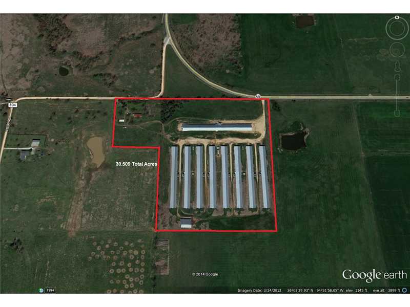 BIG, BIG operation!! And this farm has a lot of recent updates with a good contract in Tyson Foods Noel Complex, 43x500s built in 2004 and 55x600 built in 2012. Mobile home is 1981. Natural gas coming soon!