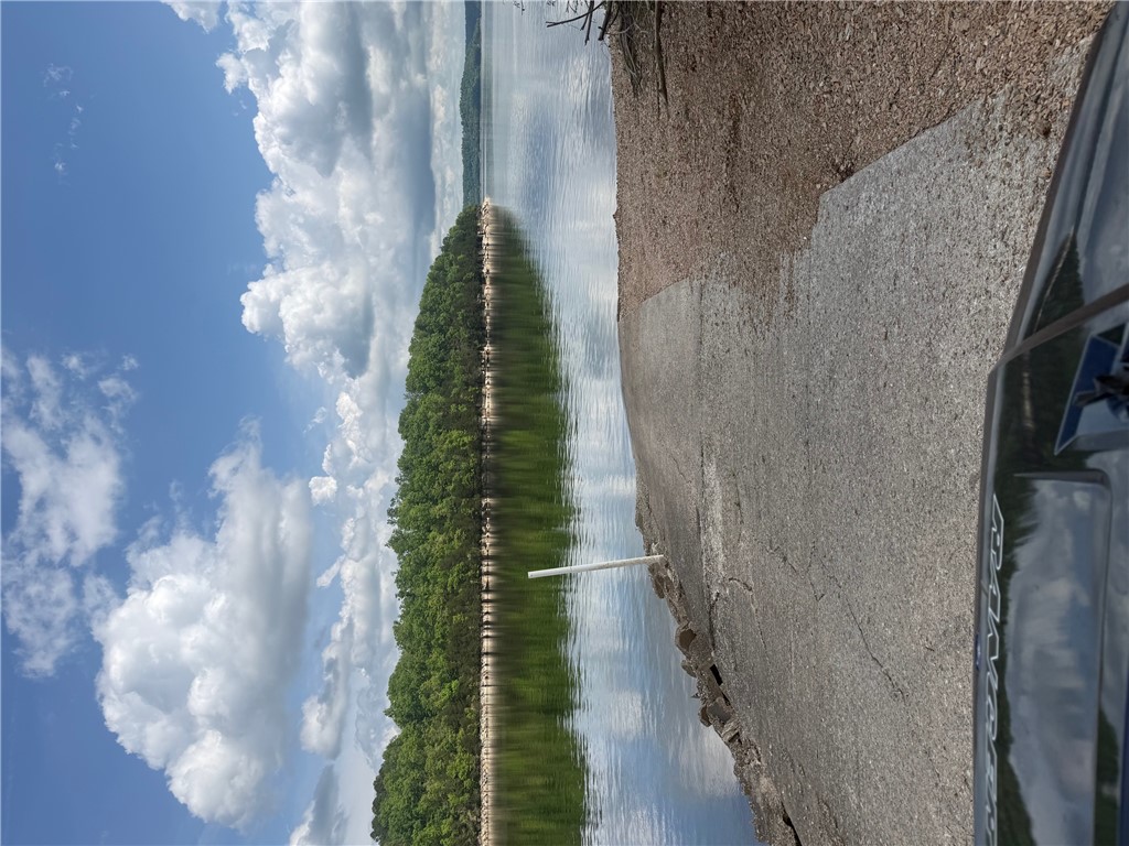 HOLIDAY HILLS - Residential