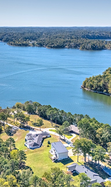 HOLIDAY HILLS - Residential