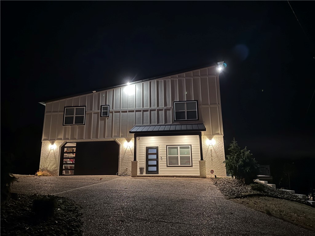 HOLIDAY HILLS - Residential