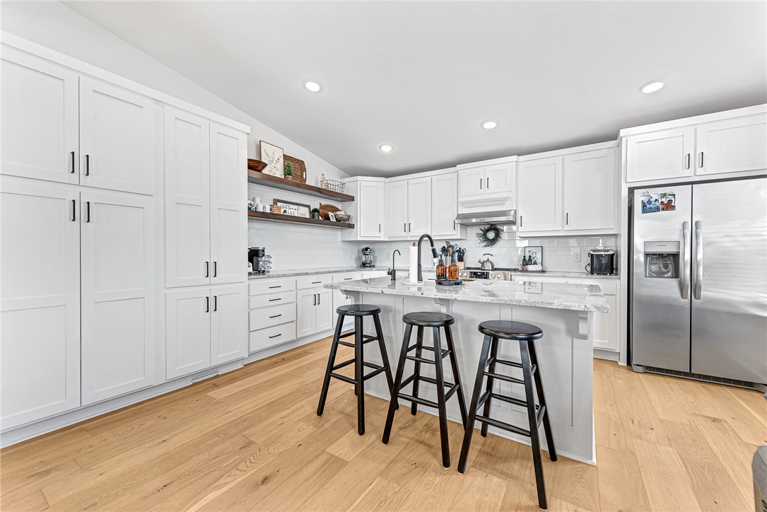 HOLIDAY HILLS - Residential