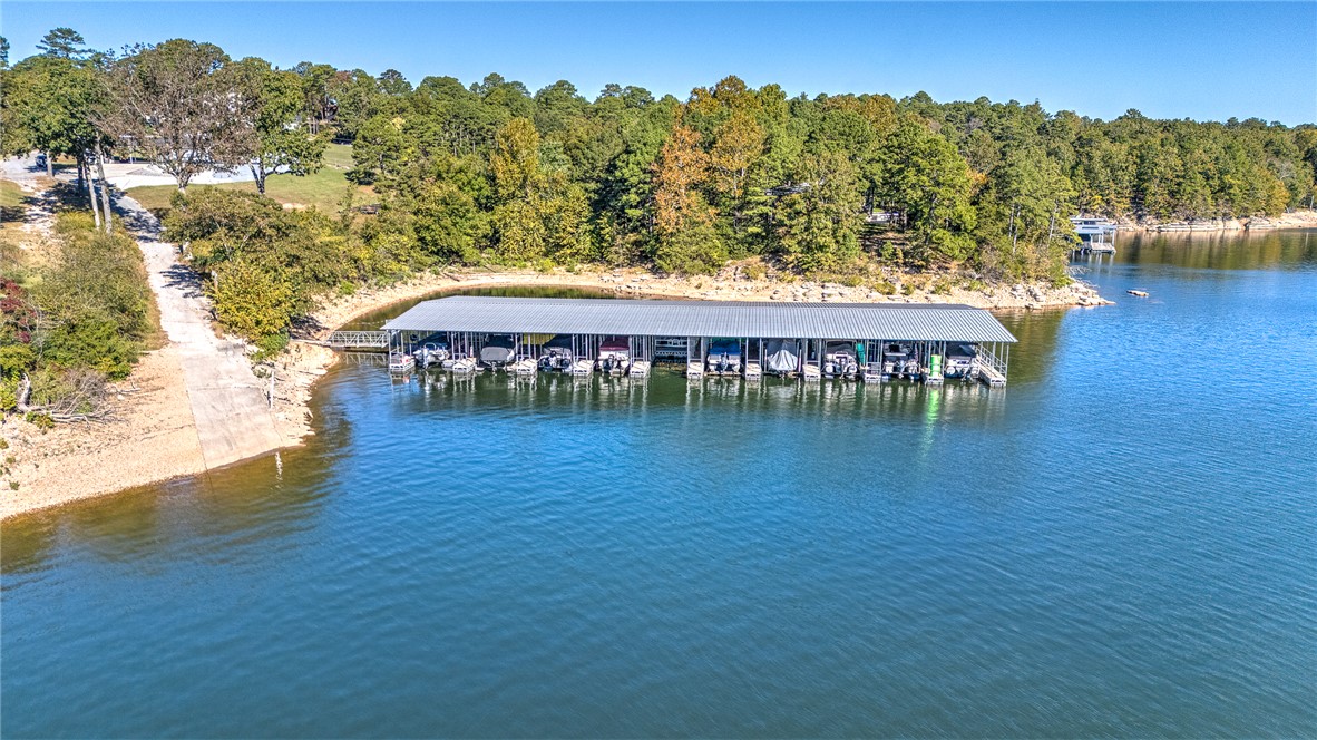 HOLIDAY HILLS - Residential