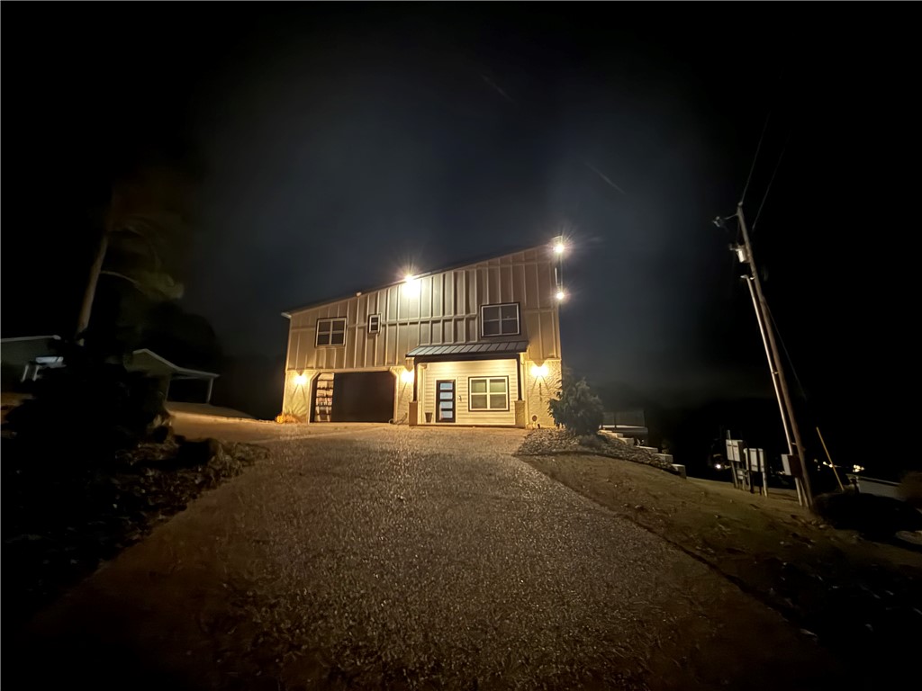 HOLIDAY HILLS - Residential