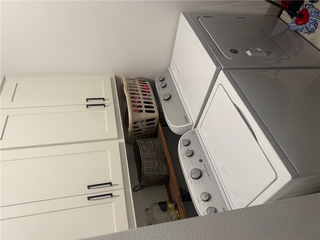 HOLIDAY HILLS - Residential