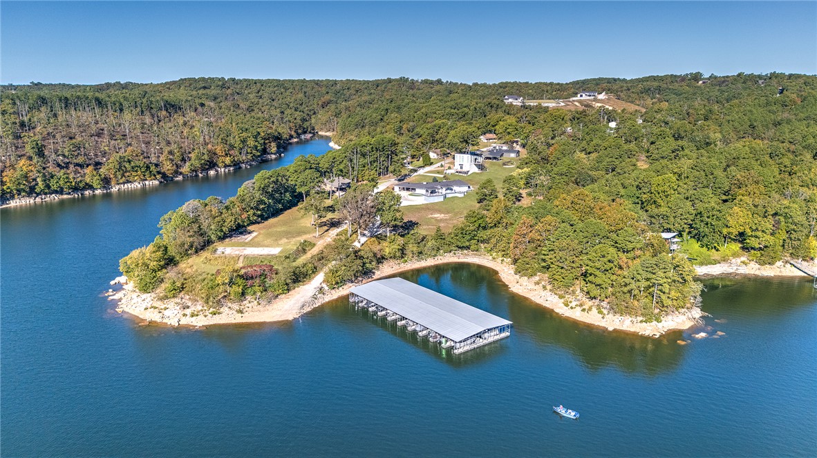 HOLIDAY HILLS - Residential