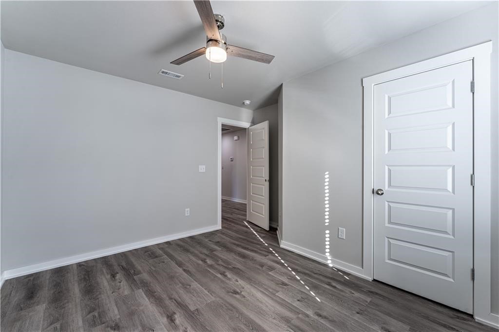 Rustic Flats Sub Gentry - Residential Lease