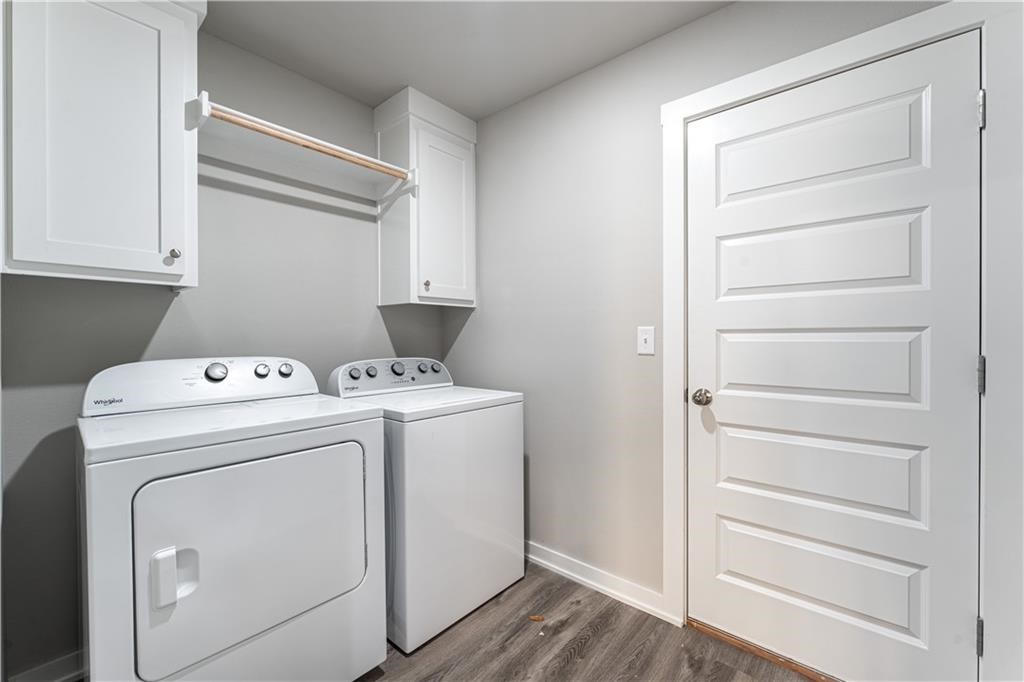 Rustic Flats Sub Gentry - Residential Lease