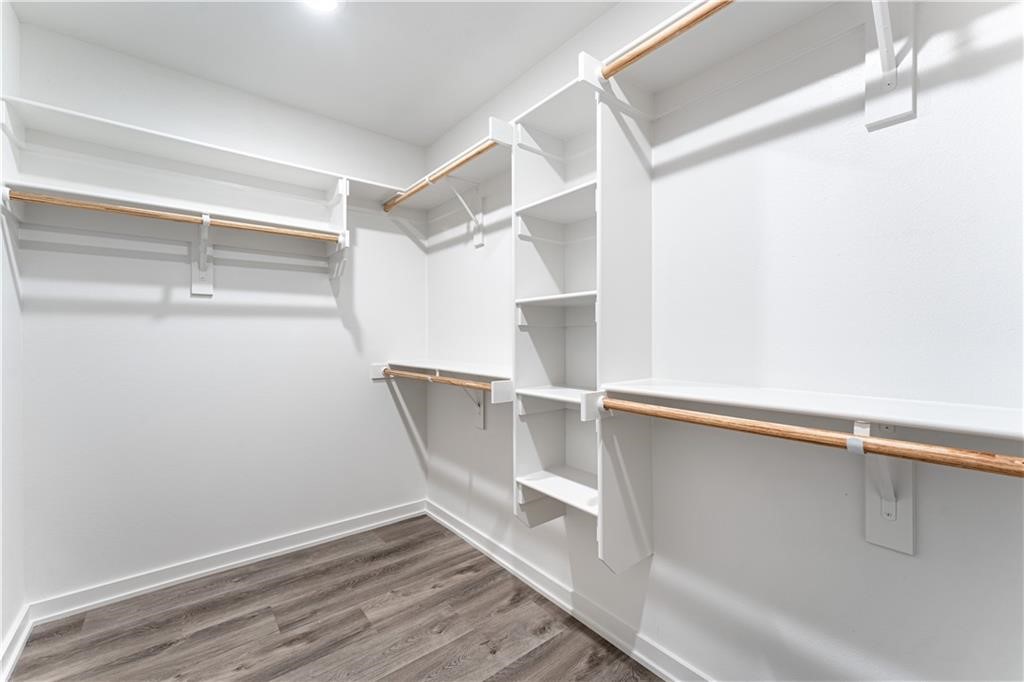 Rustic Flats Sub Gentry - Residential Lease