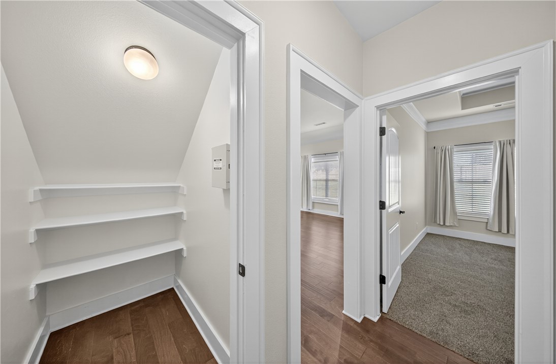 Hyde Park - Residential Lease