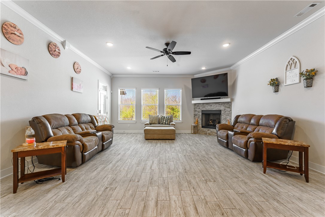 Heritage Ranch Ph Ii Siloam Spgs - Residential