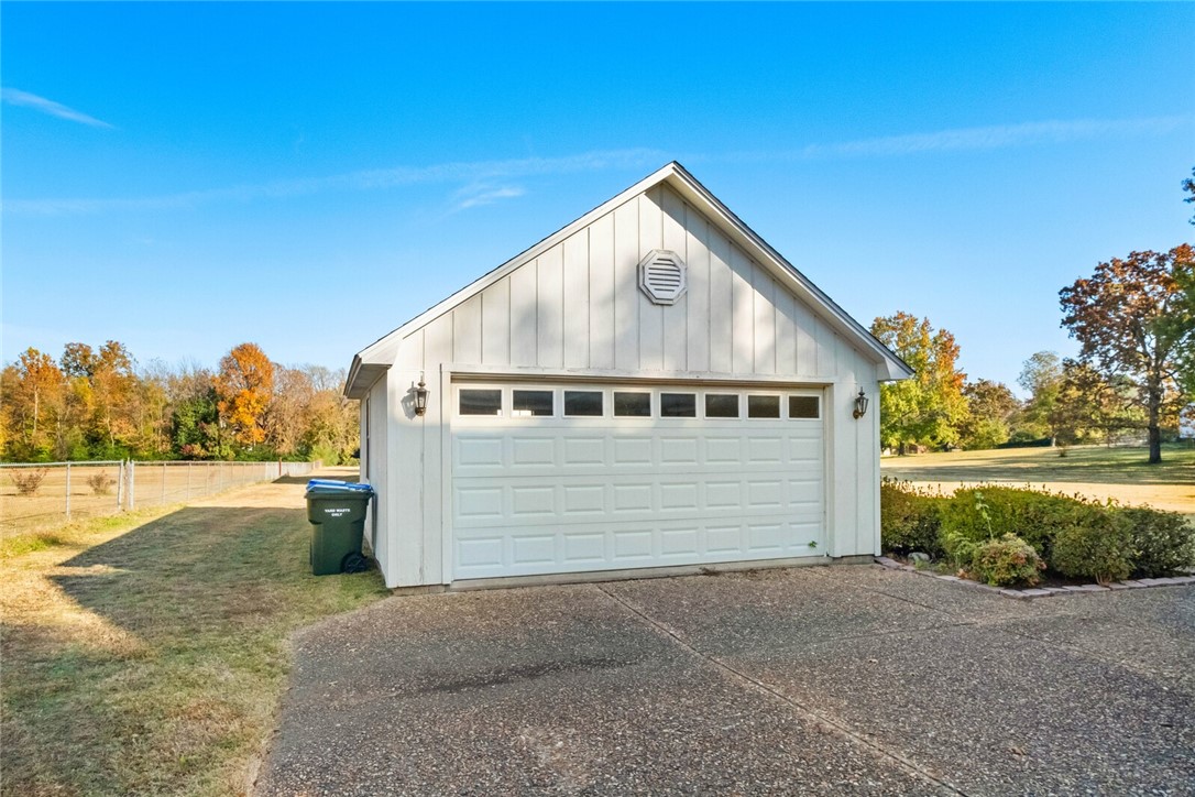 14-08-32 - Residential