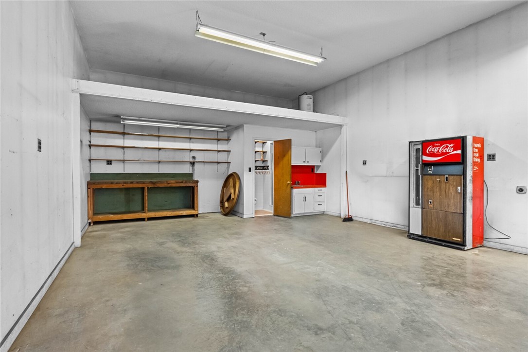 14-08-32 - Residential