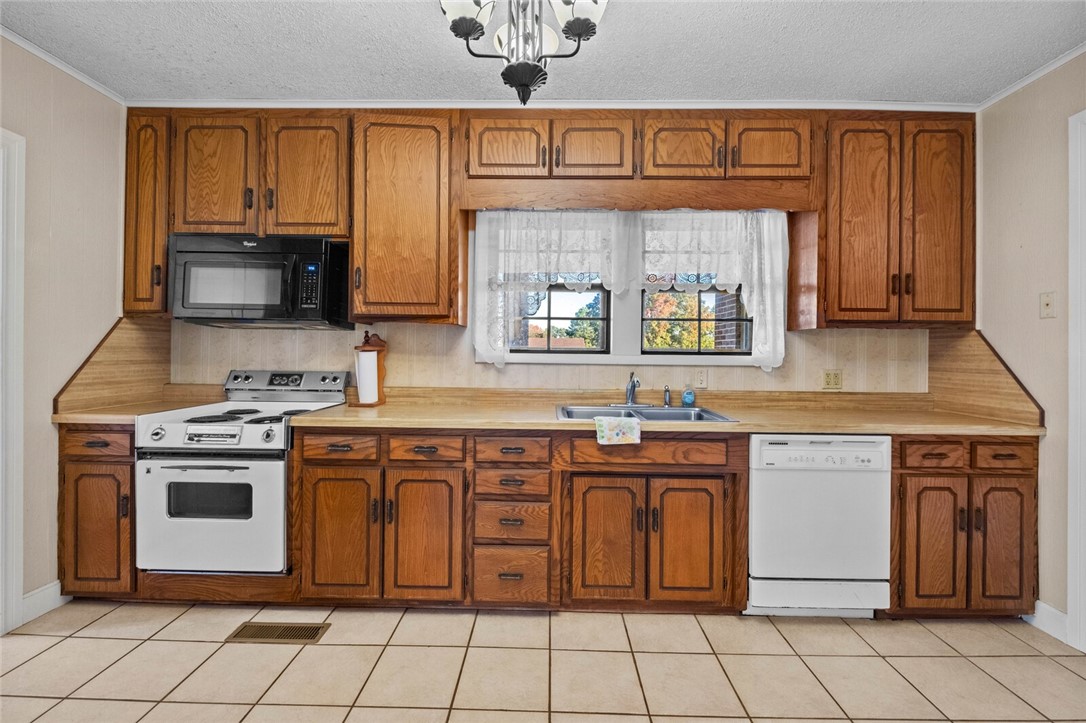 14-08-32 - Residential